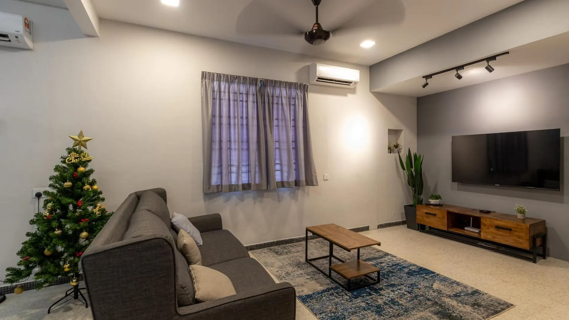 15Px 5Br V Jaccuzi Spa N Ktv N Kids Pool N Pool Table Near Usm N Lam Wah Ee Hospital Gelugor Tatil Evi